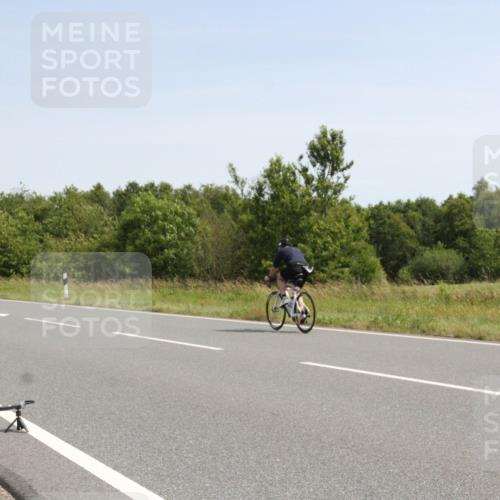 22.06.2025 - Viking Triathlon Yannick Fuchs http://msf.ph/oto/8074276 22.06.2025 11:20:02 Radfahren 48, 53, 273, 355, 402, 640 meine-sportfotos.de