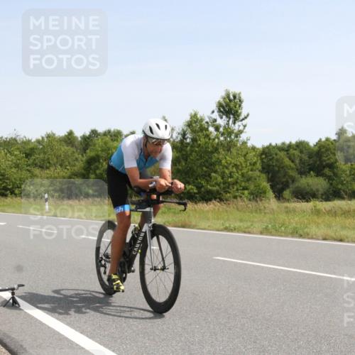 22.06.2025 - Viking Triathlon Yannick Fuchs http://msf.ph/oto/8074291 22.06.2025 11:20:15 Radfahren 38, 158, 416, 461, 554 meine-sportfotos.de