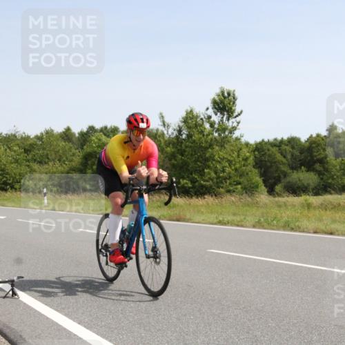 22.06.2025 - Viking Triathlon Yannick Fuchs http://msf.ph/oto/8074294 22.06.2025 11:20:19 Radfahren 38, 113, 158, 554 meine-sportfotos.de