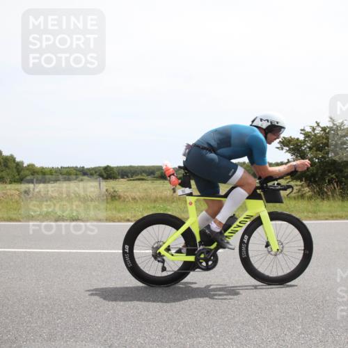 22.06.2025 - Viking Triathlon Yannick Fuchs http://msf.ph/oto/8074299 22.06.2025 13:01:36 Radfahren 95, 463 meine-sportfotos.de