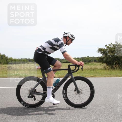 22.06.2025 - Viking Triathlon Yannick Fuchs http://msf.ph/oto/8074305 22.06.2025 13:01:54 Radfahren 210, 402, 466, 643 meine-sportfotos.de
