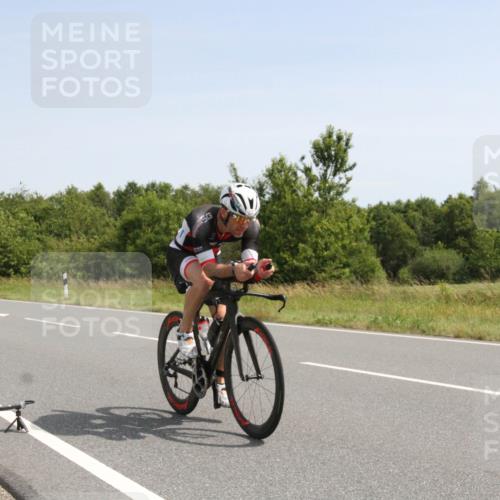 22.06.2025 - Viking Triathlon Yannick Fuchs http://msf.ph/oto/8074311 22.06.2025 11:21:01 Radfahren 97, 292, 422, 524, 546 meine-sportfotos.de