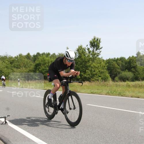 22.06.2025 - Viking Triathlon Yannick Fuchs http://msf.ph/oto/8074316 22.06.2025 11:21:10 Radfahren 97, 146, 149, 170, 201, 208, 377, 477, 507, 557, 656 meine-sportfotos.de