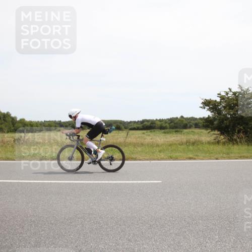 22.06.2025 - Viking Triathlon Yannick Fuchs http://msf.ph/oto/8074320 22.06.2025 13:02:11 Radfahren 97, 106 meine-sportfotos.de
