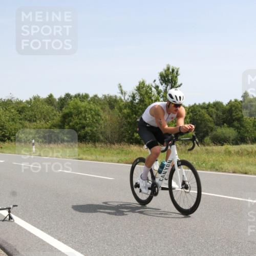 22.06.2025 - Viking Triathlon Yannick Fuchs http://msf.ph/oto/8074331 22.06.2025 11:21:18 Radfahren 19, 162, 170, 377, 382, 388, 395, 407, 481, 507 meine-sportfotos.de