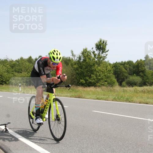 22.06.2025 - Viking Triathlon Yannick Fuchs http://msf.ph/oto/8074348 22.06.2025 11:21:39 Radfahren 135, 387 meine-sportfotos.de