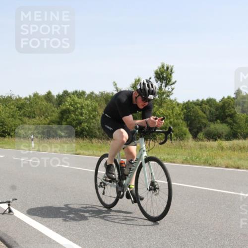 22.06.2025 - Viking Triathlon Yannick Fuchs http://msf.ph/oto/8074352 22.06.2025 11:21:51 Radfahren 297 meine-sportfotos.de
