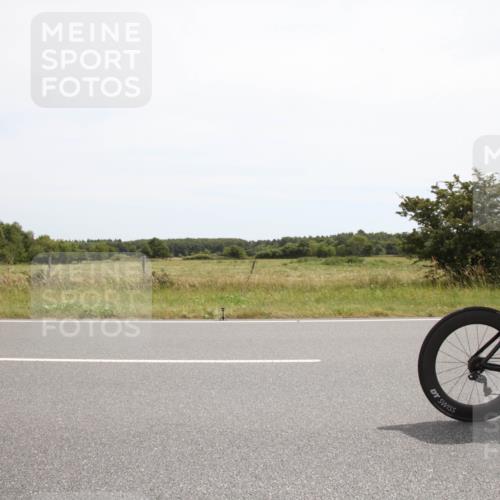 22.06.2025 - Viking Triathlon Yannick Fuchs http://msf.ph/oto/8074379 22.06.2025 13:03:17 Radfahren 86, 490, 637, 657 meine-sportfotos.de