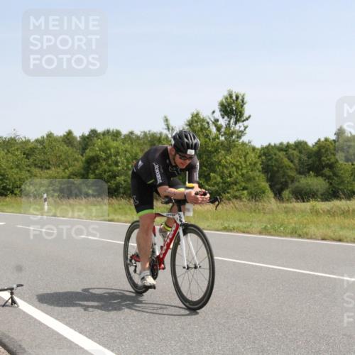 22.06.2025 - Viking Triathlon Yannick Fuchs http://msf.ph/oto/8074418 22.06.2025 11:23:10 Radfahren 20, 431, 495, 552 meine-sportfotos.de