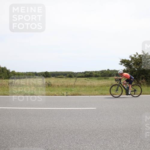 22.06.2025 - Viking Triathlon Yannick Fuchs http://msf.ph/oto/8074429 22.06.2025 13:03:48 Radfahren 130, 538 meine-sportfotos.de