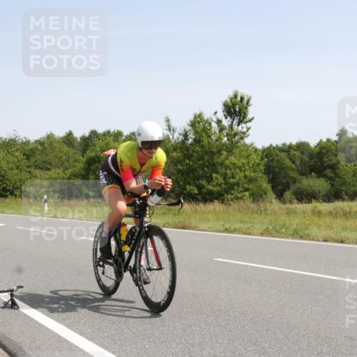 22.06.2025 - Viking Triathlon Yannick Fuchs http://msf.ph/oto/8074438 22.06.2025 11:23:35 Radfahren 34, 177, 334, 365, 385, 398, 470, 484, 632, 642 meine-sportfotos.de