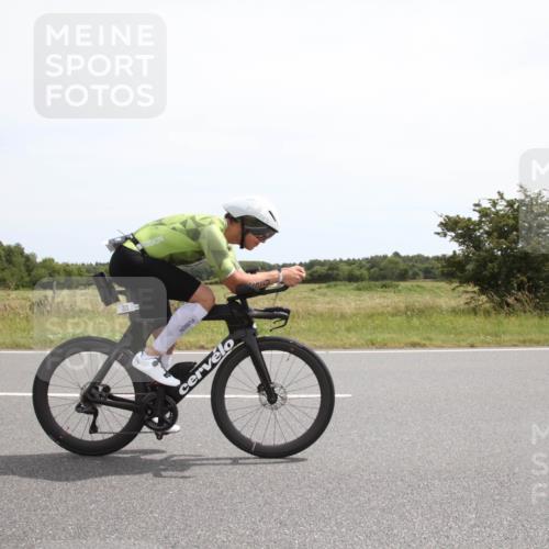22.06.2025 - Viking Triathlon Yannick Fuchs http://msf.ph/oto/8074443 22.06.2025 13:04:01 Radfahren 220, 324 meine-sportfotos.de