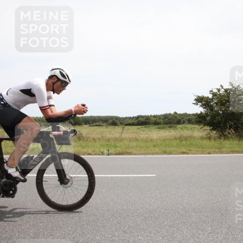 22.06.2025 - Viking Triathlon Yannick Fuchs http://msf.ph/oto/8074486 22.06.2025 13:04:50 Radfahren 450 meine-sportfotos.de