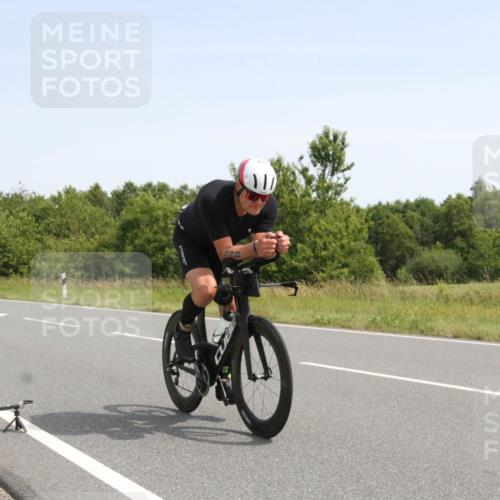 22.06.2025 - Viking Triathlon Yannick Fuchs http://msf.ph/oto/8074511 22.06.2025 11:25:00 Radfahren 77, 85, 114, 215, 306, 548, 626 meine-sportfotos.de