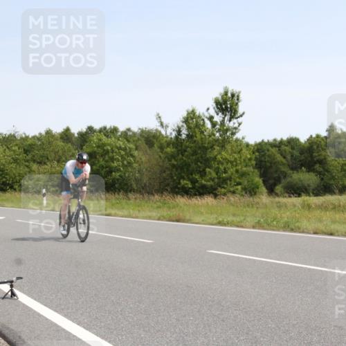 22.06.2025 - Viking Triathlon Yannick Fuchs http://msf.ph/oto/8074534 22.06.2025 11:25:31 Radfahren 9, 90, 185, 195, 198, 228, 384, 390, 401, 500, 534 meine-sportfotos.de