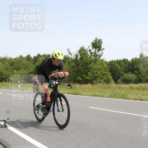 22.06.2025 - Viking Triathlon Yannick Fuchs http://msf.ph/oto/8074538 22.06.2025 11:25:32 Radfahren 9, 90, 185, 195, 198, 228, 384, 390, 401, 500, 534 meine-sportfotos.de