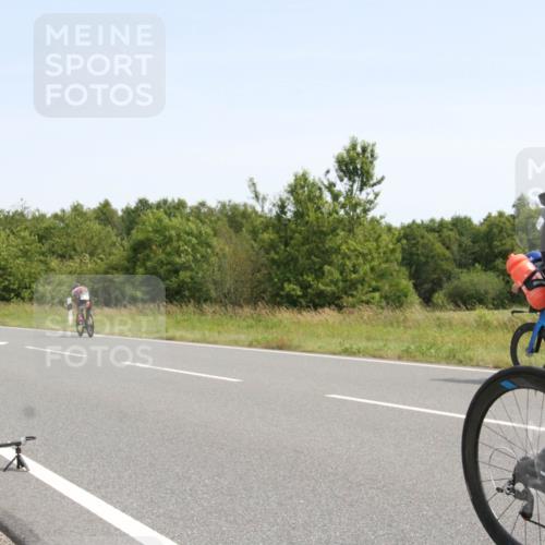 22.06.2025 - Viking Triathlon Yannick Fuchs http://msf.ph/oto/8074539 22.06.2025 11:25:32 Radfahren 9, 90, 185, 195, 198, 228, 384, 390, 401, 500, 534 meine-sportfotos.de