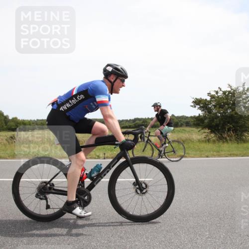 22.06.2025 - Viking Triathlon Yannick Fuchs http://msf.ph/oto/8074550 22.06.2025 13:07:48 Radfahren 629, 647 meine-sportfotos.de