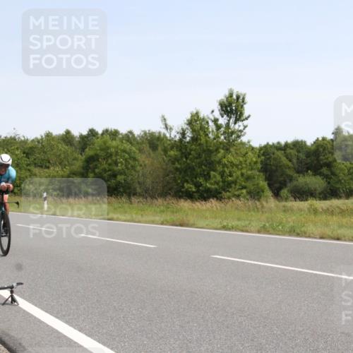 22.06.2025 - Viking Triathlon Yannick Fuchs http://msf.ph/oto/8074561 22.06.2025 11:26:01 Radfahren 117, 325, 344, 451, 499 meine-sportfotos.de