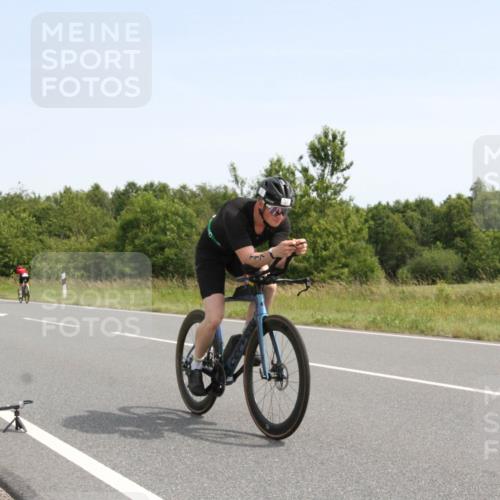 22.06.2025 - Viking Triathlon Yannick Fuchs http://msf.ph/oto/8074565 22.06.2025 11:26:04 Radfahren 29, 117, 325, 403, 451 meine-sportfotos.de