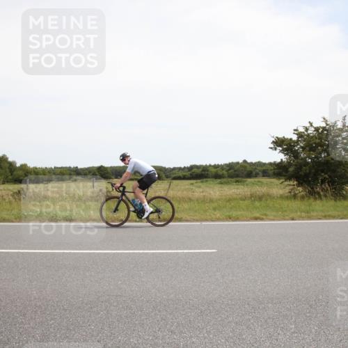 22.06.2025 - Viking Triathlon Yannick Fuchs http://msf.ph/oto/8074578 22.06.2025 13:08:39 Radfahren 357 meine-sportfotos.de