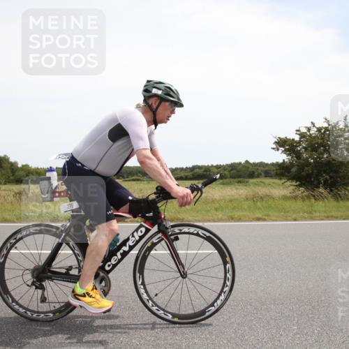 22.06.2025 - Viking Triathlon Yannick Fuchs http://msf.ph/oto/8074616 22.06.2025 13:09:09 Radfahren 270 meine-sportfotos.de