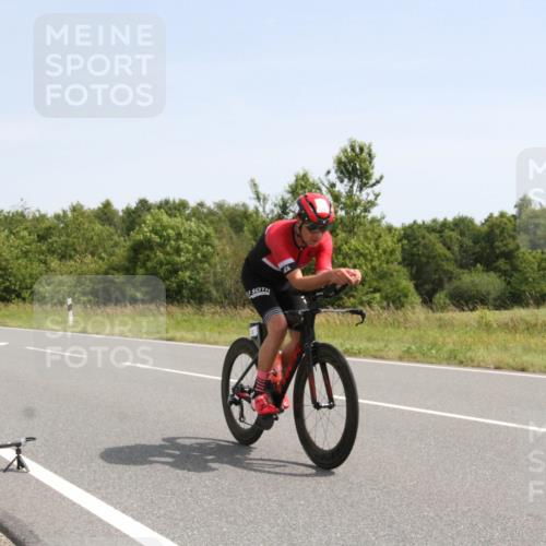 22.06.2025 - Viking Triathlon Yannick Fuchs http://msf.ph/oto/8074631 22.06.2025 11:27:41 Radfahren 235, 397 meine-sportfotos.de