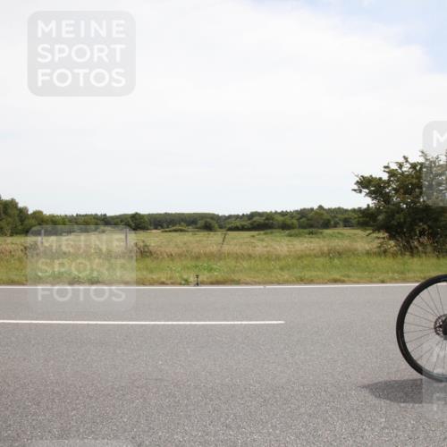 22.06.2025 - Viking Triathlon Yannick Fuchs http://msf.ph/oto/8074658 22.06.2025 13:10:05 Radfahren 25, 128 meine-sportfotos.de