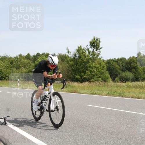 22.06.2025 - Viking Triathlon Yannick Fuchs http://msf.ph/oto/8074661 22.06.2025 11:28:31 Radfahren 22, 211, 476 meine-sportfotos.de