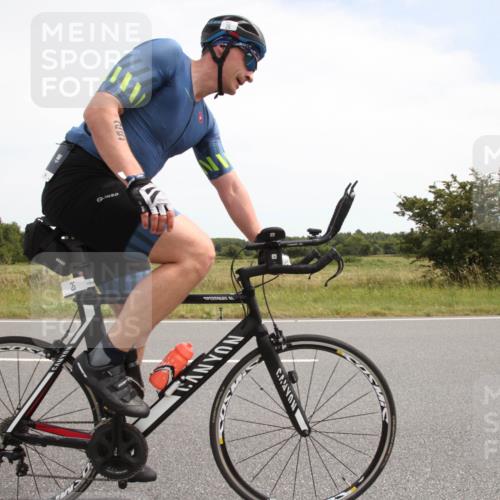 22.06.2025 - Viking Triathlon Yannick Fuchs http://msf.ph/oto/8074662 22.06.2025 13:10:06 Radfahren 25, 128 meine-sportfotos.de