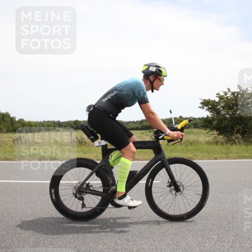 22.06.2025 - Viking Triathlon Yannick Fuchs http://msf.ph/oto/8074677 22.06.2025 13:10:09 Radfahren 25, 128, 181, 614 meine-sportfotos.de