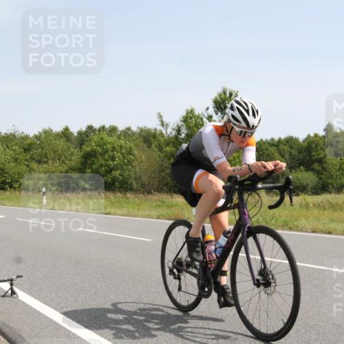 22.06.2025 - Viking Triathlon Yannick Fuchs http://msf.ph/oto/8074691 22.06.2025 11:29:24 Radfahren 43, 110, 305, 389 meine-sportfotos.de