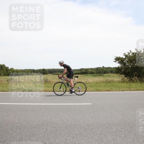 22.06.2025 - Viking Triathlon Yannick Fuchs http://msf.ph/oto/8074704 22.06.2025 13:10:54 Radfahren 621, 634 meine-sportfotos.de