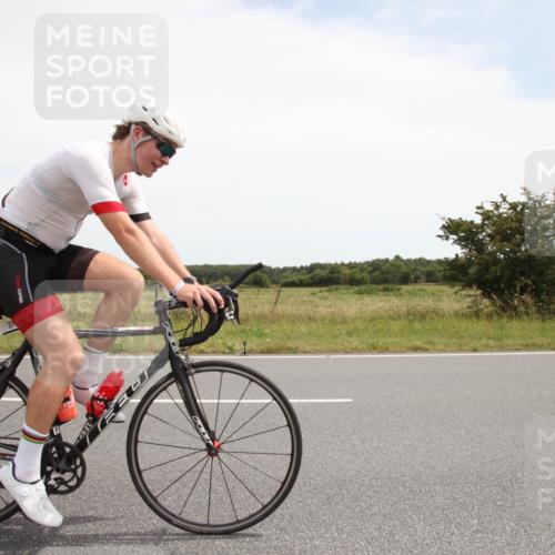 22.06.2025 - Viking Triathlon Yannick Fuchs http://msf.ph/oto/8074721 22.06.2025 13:11:04 Radfahren 291, 318 meine-sportfotos.de