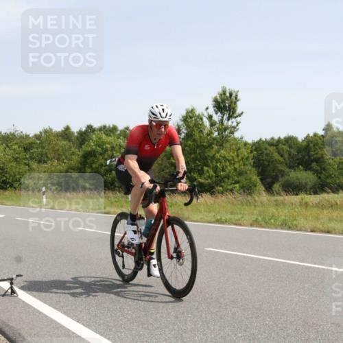 22.06.2025 - Viking Triathlon Yannick Fuchs http://msf.ph/oto/8074773 22.06.2025 11:30:57 Radfahren 329, 335, 408, 511, 535 meine-sportfotos.de