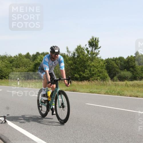 22.06.2025 - Viking Triathlon Yannick Fuchs http://msf.ph/oto/8074794 22.06.2025 11:31:30 Radfahren 54, 188, 361, 440 meine-sportfotos.de