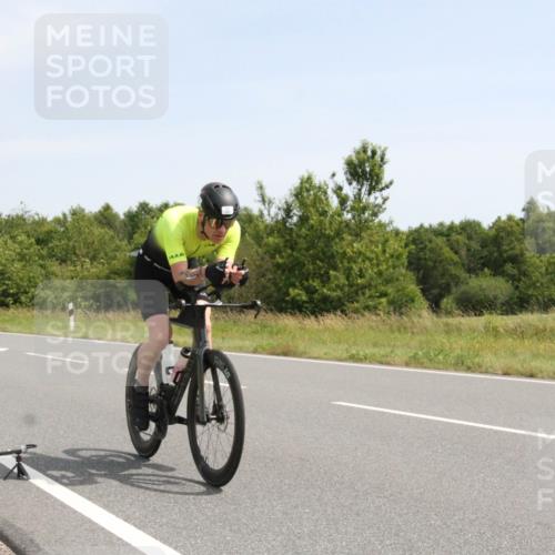 22.06.2025 - Viking Triathlon Yannick Fuchs http://msf.ph/oto/8074804 22.06.2025 11:31:58 Radfahren 13, 148, 173, 189, 191, 340, 341, 444 meine-sportfotos.de