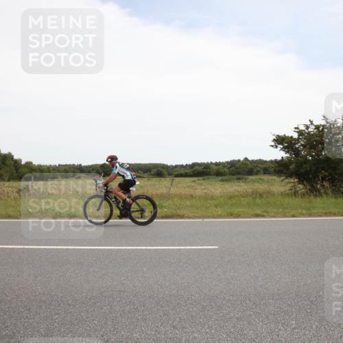 22.06.2025 - Viking Triathlon Yannick Fuchs http://msf.ph/oto/8074807 22.06.2025 13:13:03 Radfahren 190 meine-sportfotos.de