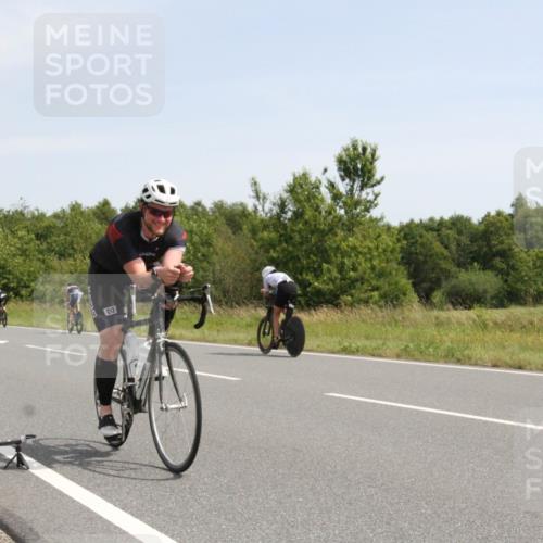 22.06.2025 - Viking Triathlon Yannick Fuchs http://msf.ph/oto/8074811 22.06.2025 11:32:04 Radfahren 13, 173, 189, 191, 340, 444, 458 meine-sportfotos.de