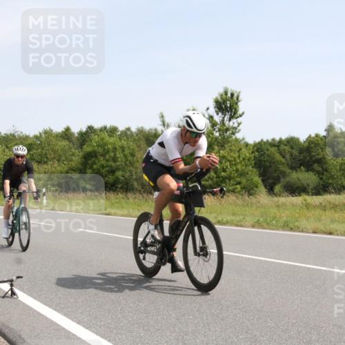 22.06.2025 - Viking Triathlon Yannick Fuchs http://msf.ph/oto/8074820 22.06.2025 11:32:19 Radfahren 220, 237, 238, 311, 450 meine-sportfotos.de