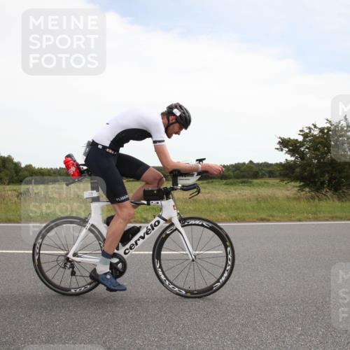 22.06.2025 - Viking Triathlon Yannick Fuchs http://msf.ph/oto/8074827 22.06.2025 13:13:52 Radfahren 223, 465 meine-sportfotos.de