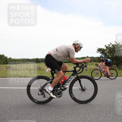 22.06.2025 - Viking Triathlon Yannick Fuchs http://msf.ph/oto/8074832 22.06.2025 13:14:13 Radfahren 165, 644 meine-sportfotos.de