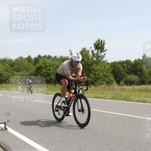 22.06.2025 - Viking Triathlon Yannick Fuchs http://msf.ph/oto/8074838 22.06.2025 11:32:46 Radfahren 8, 89, 115, 203, 644 meine-sportfotos.de