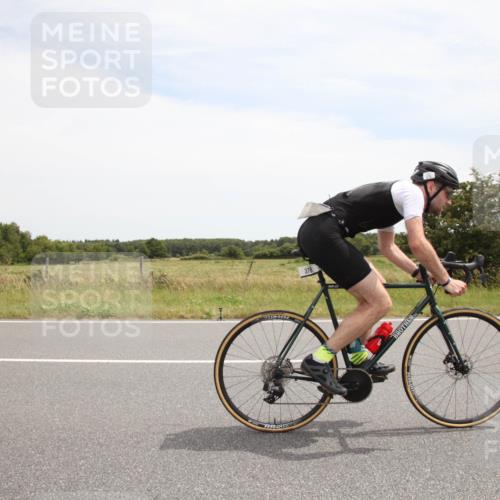 22.06.2025 - Viking Triathlon Yannick Fuchs http://msf.ph/oto/8074975 22.06.2025 13:20:55 Radfahren 39, 378, 636 meine-sportfotos.de