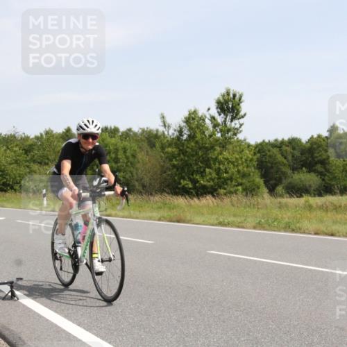 22.06.2025 - Viking Triathlon Yannick Fuchs http://msf.ph/oto/8074978 22.06.2025 11:36:21 Radfahren 87, 98, 207, 343, 514, 551, 606 meine-sportfotos.de