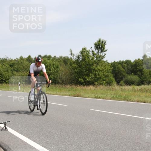 22.06.2025 - Viking Triathlon Yannick Fuchs http://msf.ph/oto/8075019 22.06.2025 11:37:30 Radfahren 16, 55, 63, 244, 342, 607, 631 meine-sportfotos.de