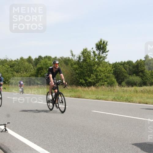 22.06.2025 - Viking Triathlon Yannick Fuchs http://msf.ph/oto/8075025 22.06.2025 11:37:32 Radfahren 16, 55, 63, 244, 342, 607, 631 meine-sportfotos.de