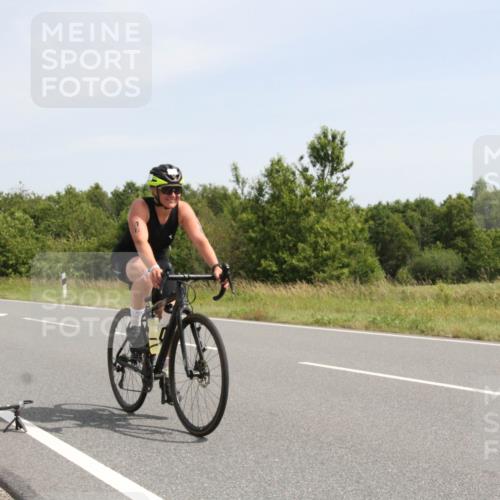 22.06.2025 - Viking Triathlon Yannick Fuchs http://msf.ph/oto/8075031 22.06.2025 11:37:36 Radfahren 16, 244, 342, 607 meine-sportfotos.de