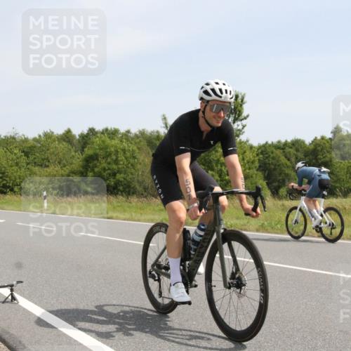 22.06.2025 - Viking Triathlon Yannick Fuchs http://msf.ph/oto/8075040 22.06.2025 11:37:53 Radfahren 457, 501, 520, 619 meine-sportfotos.de