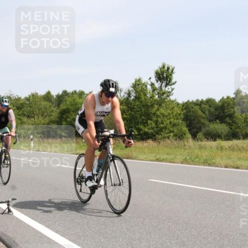 22.06.2025 - Viking Triathlon Yannick Fuchs http://msf.ph/oto/8075045 22.06.2025 11:38:07 Radfahren 4, 71, 243, 480, 549, 609, 629 meine-sportfotos.de